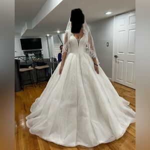 Elegant White Lace Wedding Dress